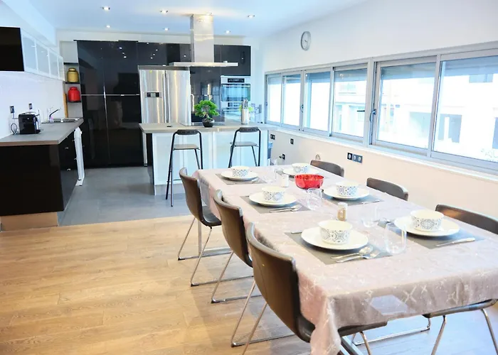 Spacieux Appartement Aux Portes De Paris, Parking Gratuit