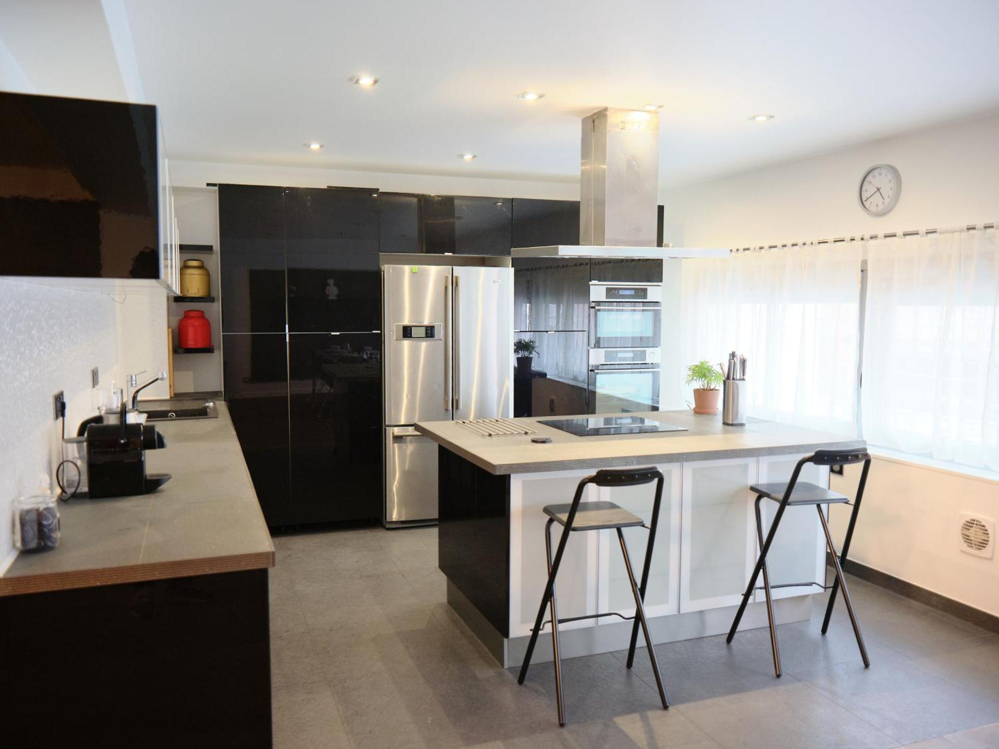 Spacieux Aux Portes De Paris, Parking Gratuit Appartement Bagnolet